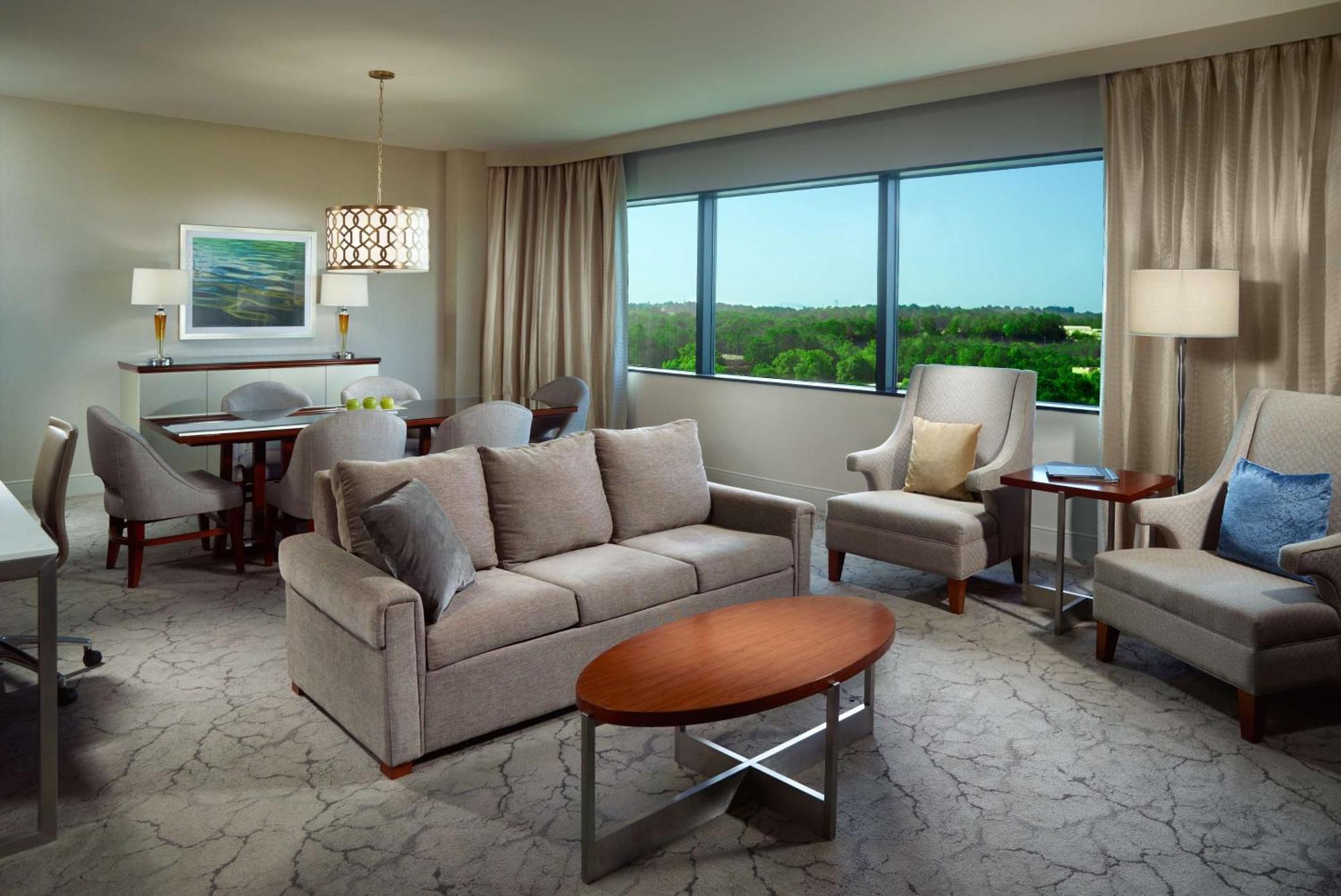 Hilton Atlanta Northeast Hotel Norcross Bagian luar foto