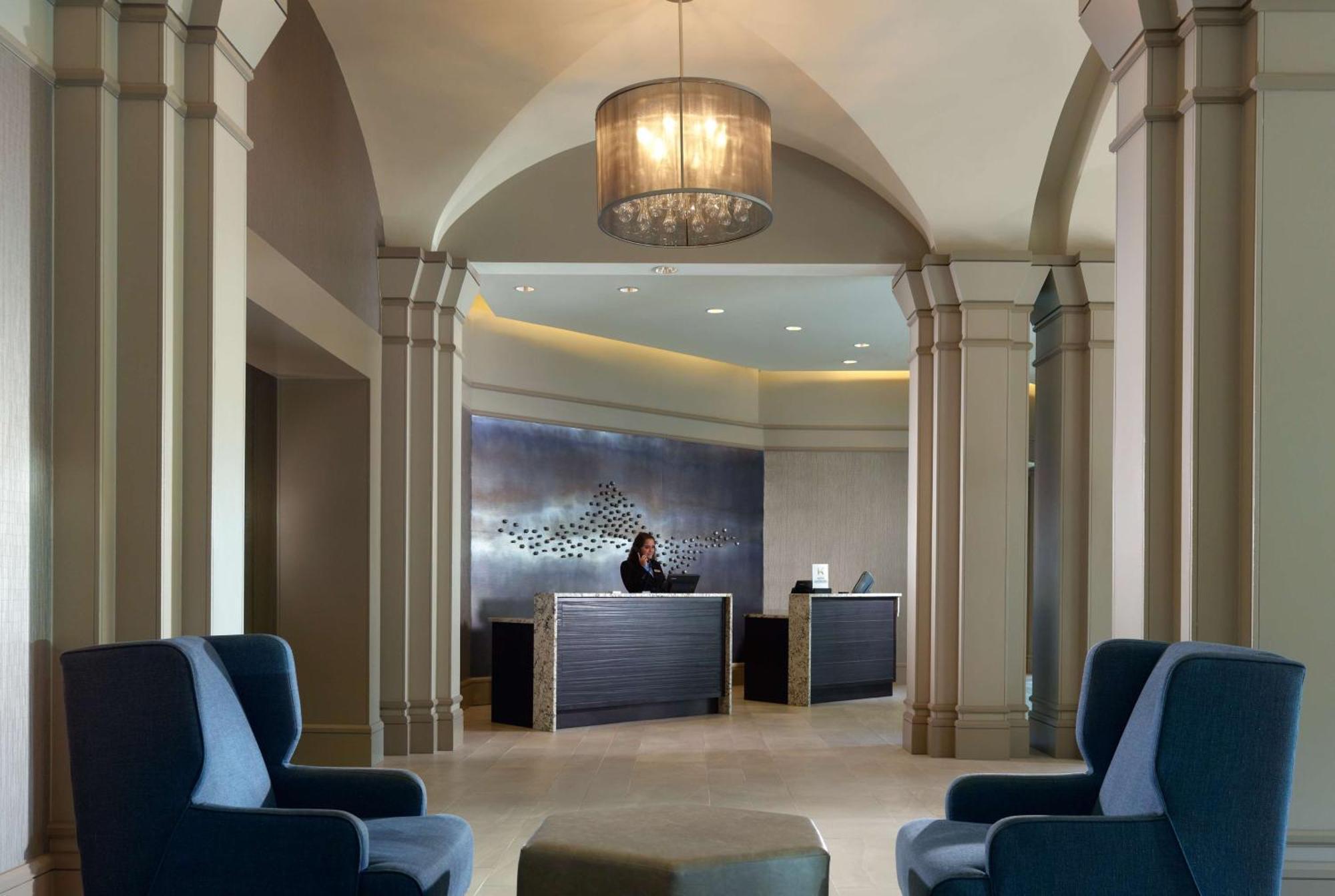 Hilton Atlanta Northeast Hotel Norcross Bagian luar foto